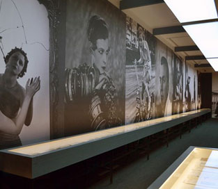 Canary Wharf - Champagne Bar