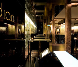 Canary Wharf - Champagne Bar